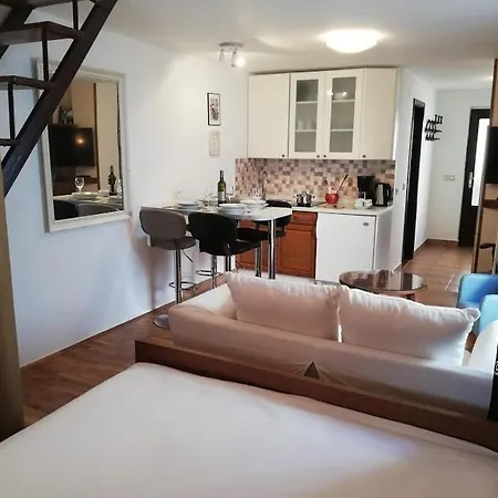 Studio Apartman Meli